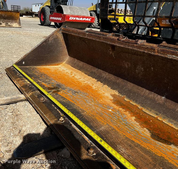 image for item DO8889 2016 John Deere 333G  tracked skid steer loader