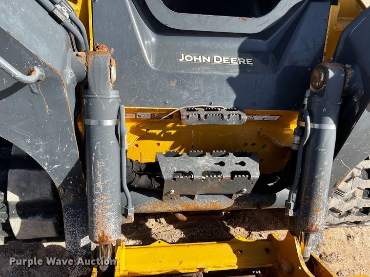image for item DO8889 2016 John Deere 333G  tracked skid steer loader