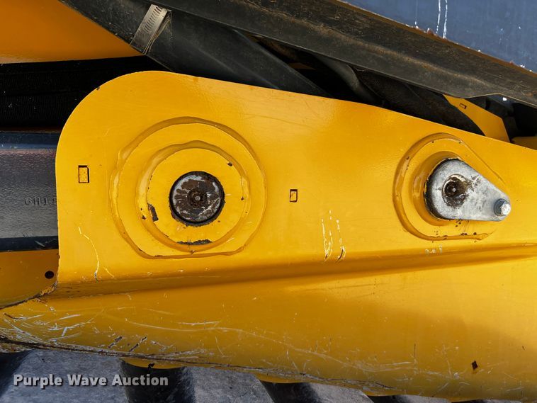 image for item DO8889 2016 John Deere 333G  tracked skid steer loader