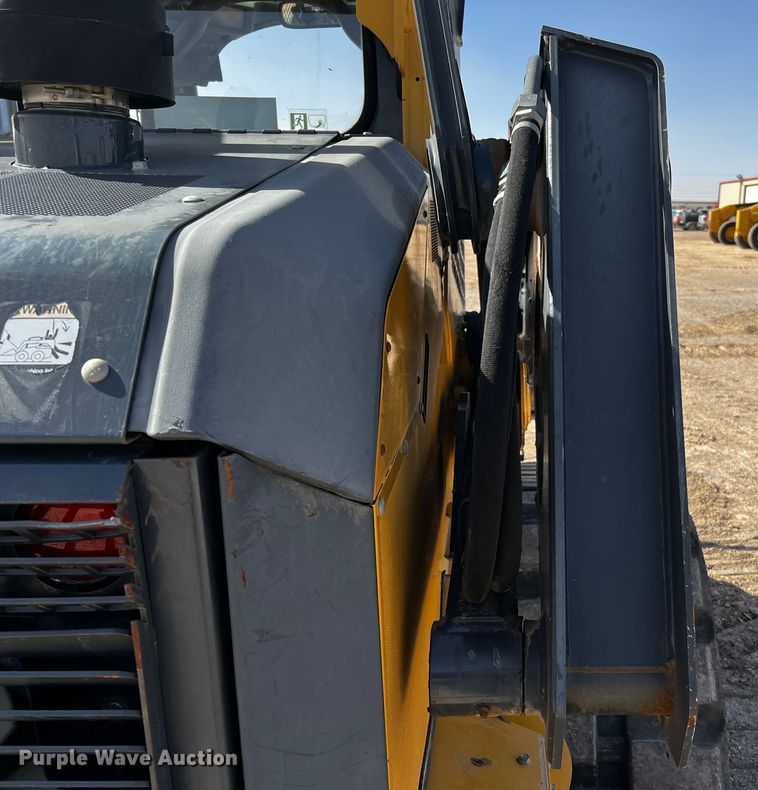 image for item DO8889 2016 John Deere 333G  tracked skid steer loader