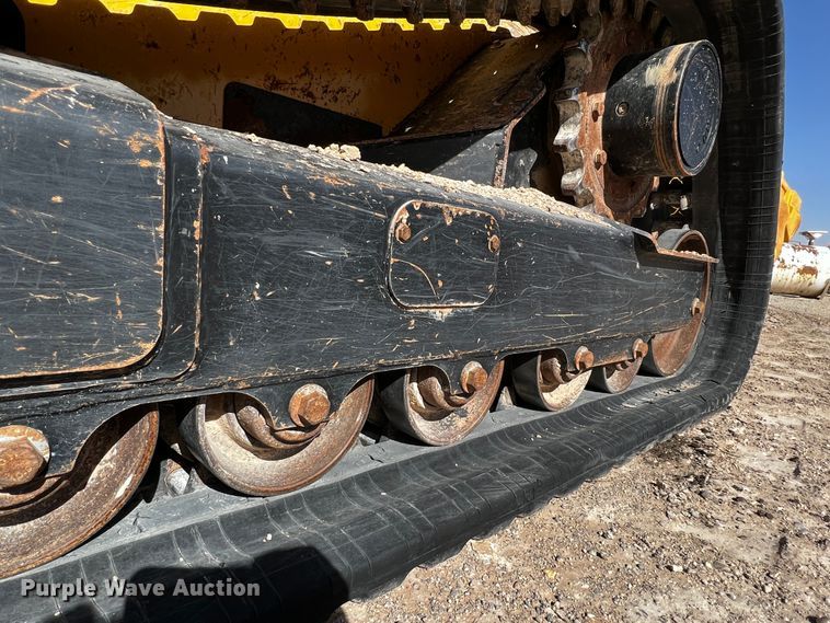 image for item DO8889 2016 John Deere 333G  tracked skid steer loader