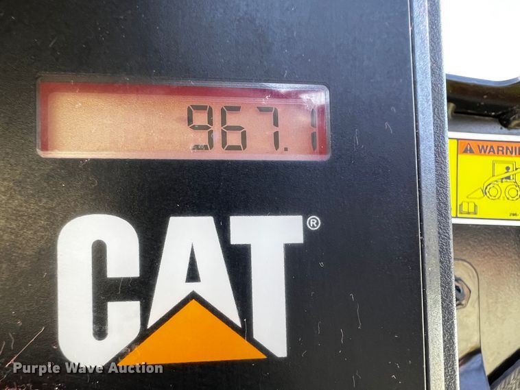 image for item DO8890 2012 Caterpillar 262C2  skid steer loader