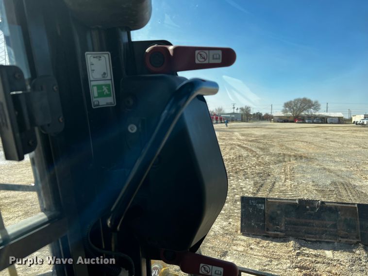 image for item DO8890 2012 Caterpillar 262C2  skid steer loader