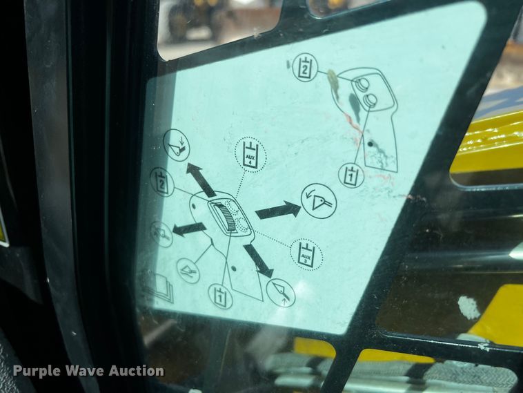 image for item DO8890 2012 Caterpillar 262C2  skid steer loader