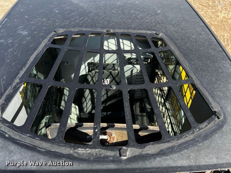 image for item DO8890 2012 Caterpillar 262C2  skid steer loader