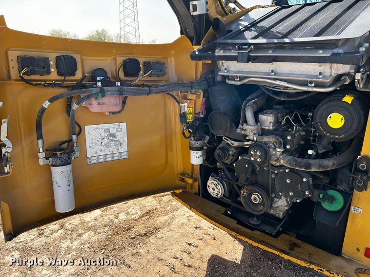 image for item DO8890 2012 Caterpillar 262C2  skid steer loader