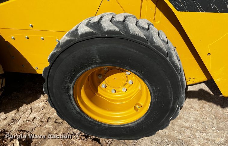 image for item DO8890 2012 Caterpillar 262C2  skid steer loader