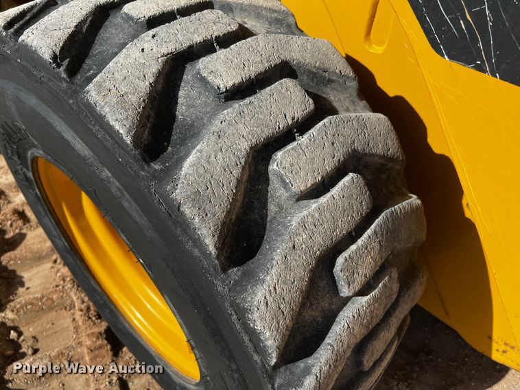 image for item DO8890 2012 Caterpillar 262C2  skid steer loader