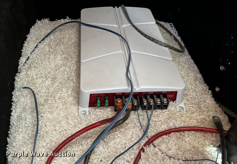 image for item DO8893 2002 Peterbilt 379  semi truck