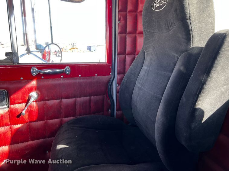 image for item DO8894 1984 Peterbilt 359  semi truck