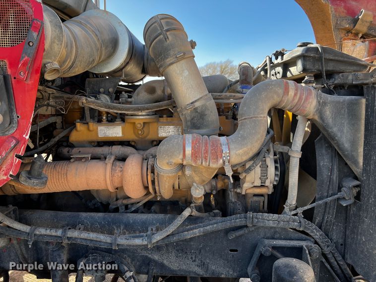 image for item DO8895 2000 Kenworth T800 semi truck