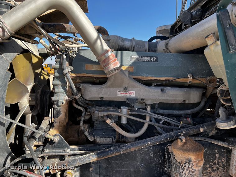 image for item DO8896 1995 Kenworth W900  semi truck