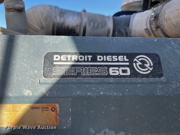 image for item DO8896 1995 Kenworth W900  semi truck