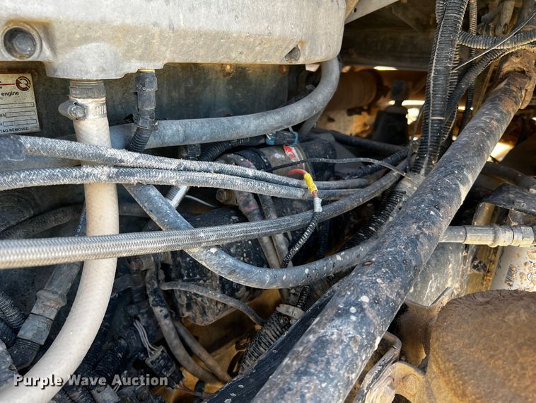 image for item DO8896 1995 Kenworth W900  semi truck