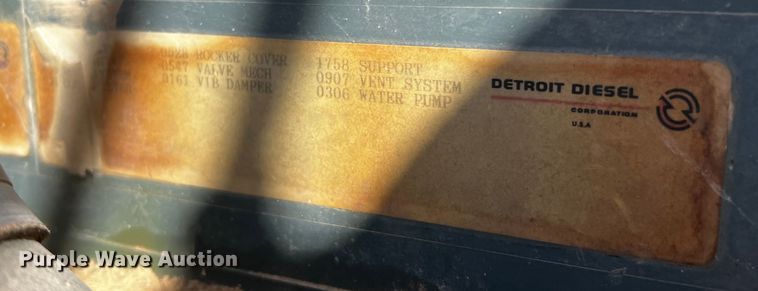 image for item DO8896 1995 Kenworth W900  semi truck