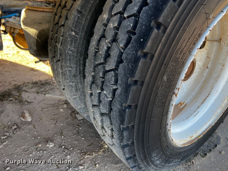 image for item DO8897 2013 Talbert  lowboy equipment trailer