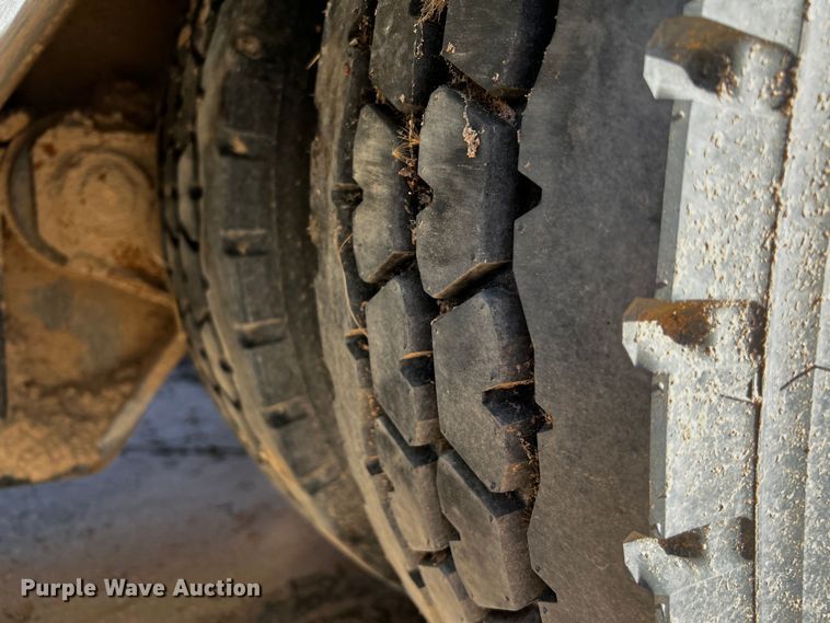 image for item DO8897 2013 Talbert  lowboy equipment trailer