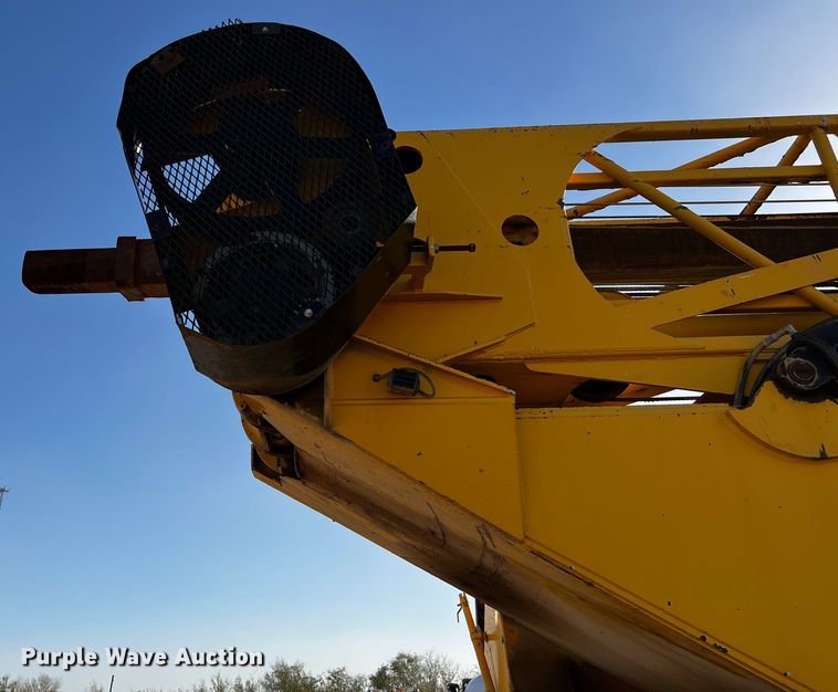 image for item DO8898 1993 HME 880-DOH drilling rig truck