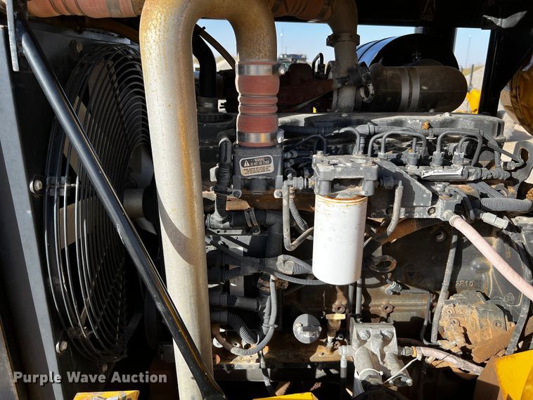 image for item DO8898 1993 HME 880-DOH drilling rig truck