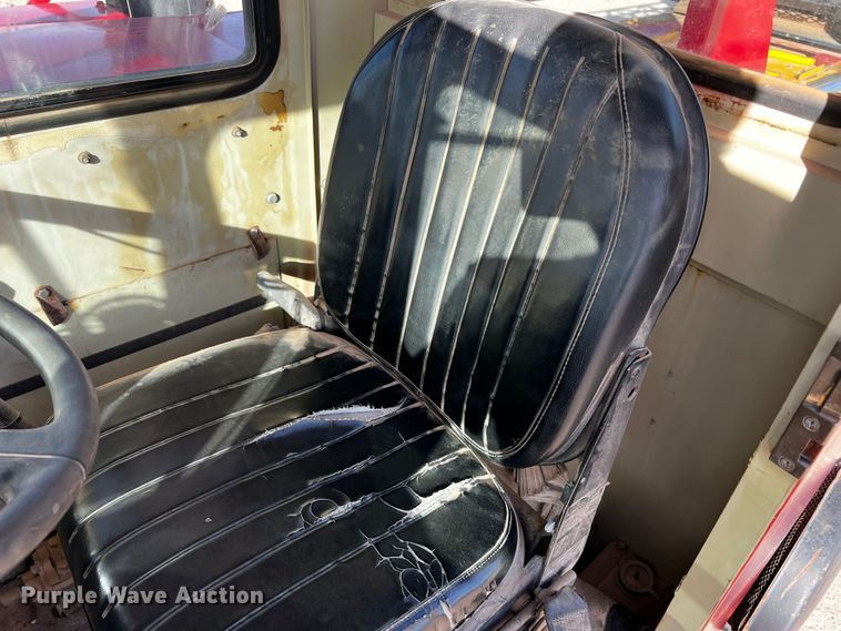 image for item DO8898 1993 HME 880-DOH drilling rig truck