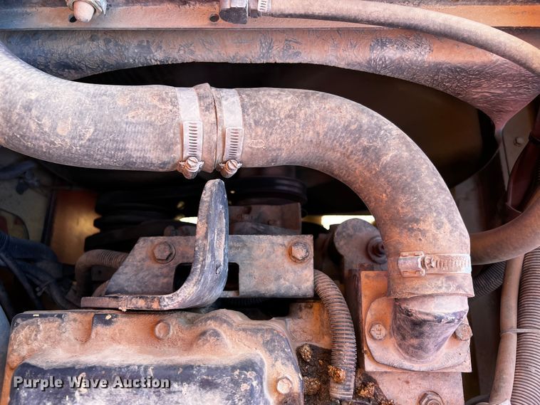 image for item DO8898 1993 HME 880-DOH drilling rig truck