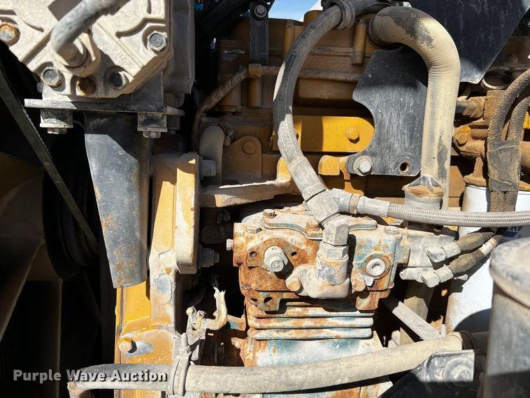 image for item DO8904 2001 Kenworth  ready mix truck