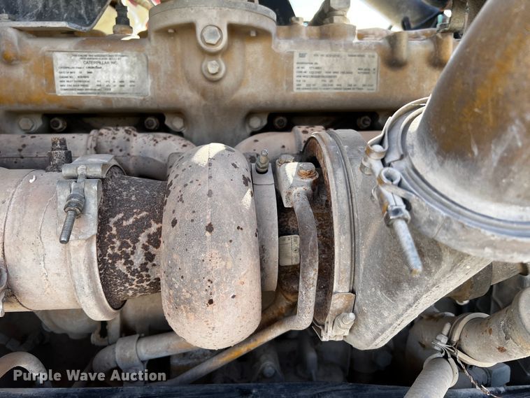 image for item DO8904 2001 Kenworth  ready mix truck