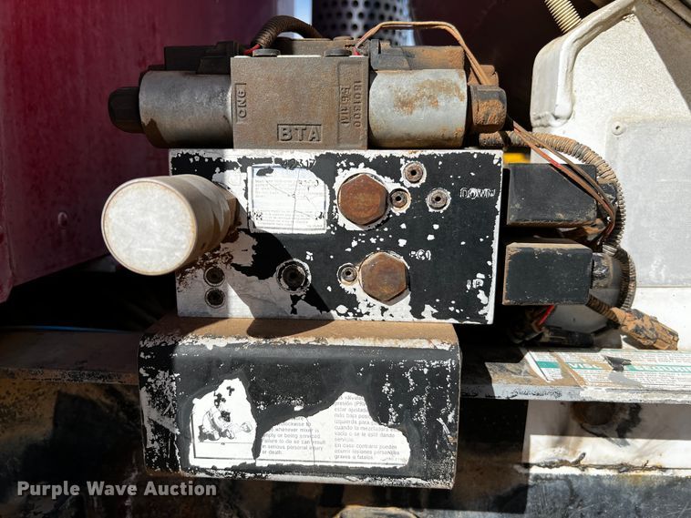 image for item DO8904 2001 Kenworth  ready mix truck