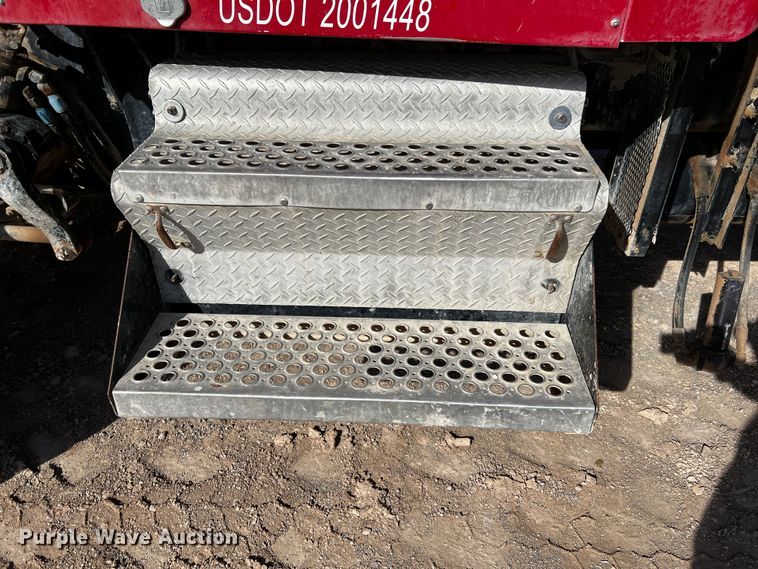 image for item DO8904 2001 Kenworth  ready mix truck