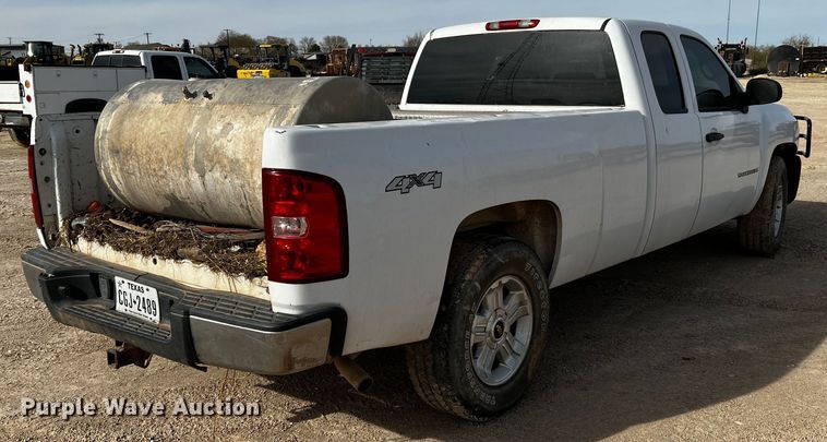 image for item DO8905 2009 Chevrolet Silverado 1500  Ext. Cab pickup truck