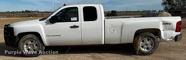 image for item DO8905 2009 Chevrolet Silverado 1500  Ext. Cab pickup truck
