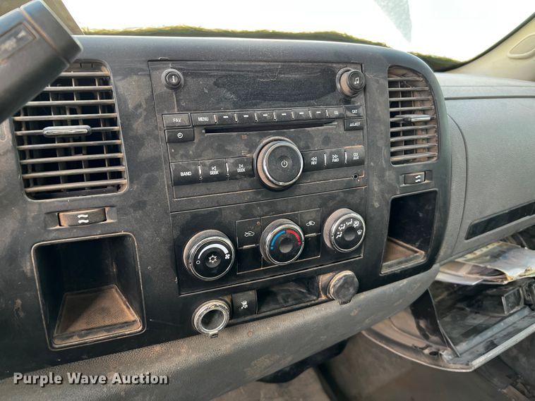 image for item DO8905 2009 Chevrolet Silverado 1500  Ext. Cab pickup truck