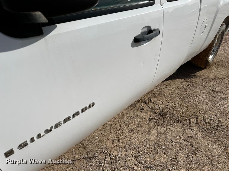 image for item DO8905 2009 Chevrolet Silverado 1500  Ext. Cab pickup truck