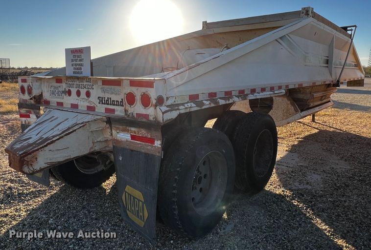image for item DO8911 1996 Midland MG40CLAM  bottom dump trailer