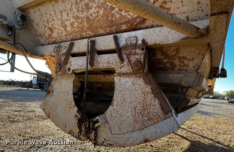 image for item DO8911 1996 Midland MG40CLAM  bottom dump trailer