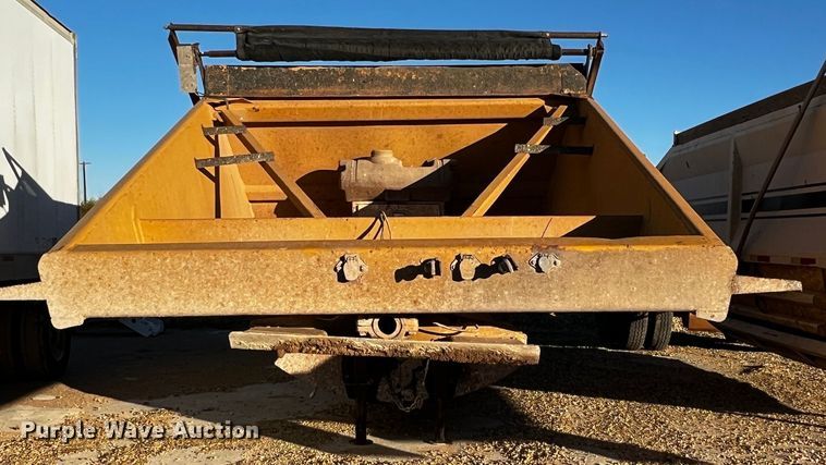 image for item DO8912 1993 Load King 2066-40-2  bottom dump trailer