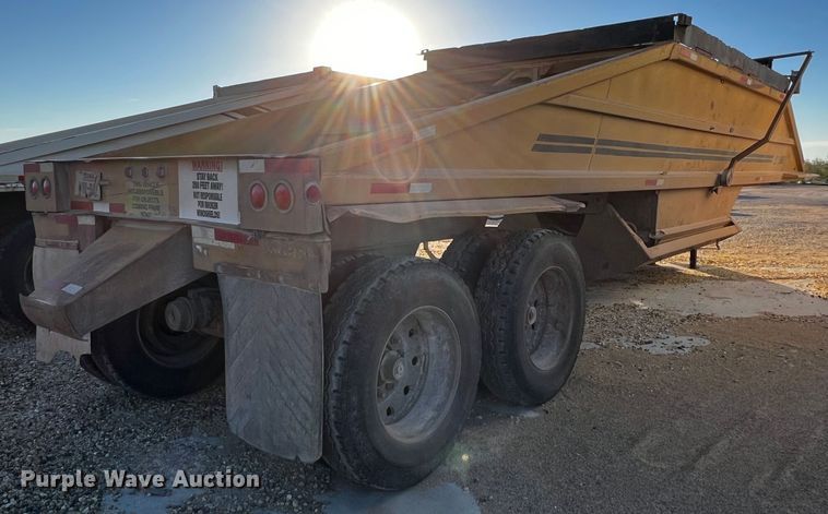 image for item DO8912 1993 Load King 2066-40-2  bottom dump trailer