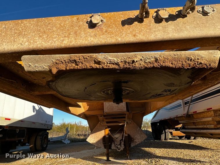 image for item DO8912 1993 Load King 2066-40-2  bottom dump trailer