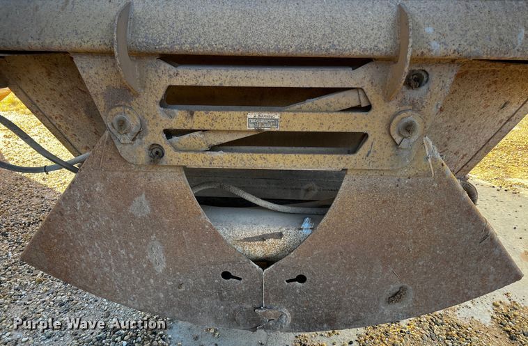 image for item DO8912 1993 Load King 2066-40-2  bottom dump trailer