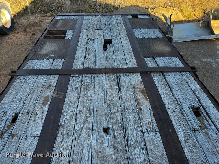 image for item DO8914 1996 Aztec  drop deck equipment trailer