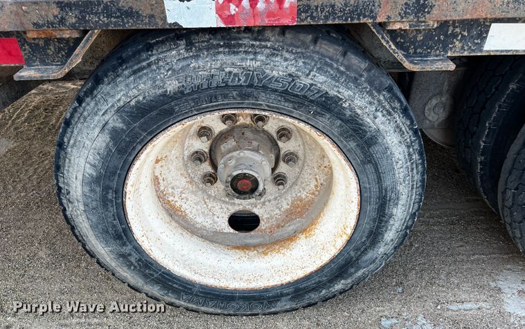 image for item DO8914 1996 Aztec  drop deck equipment trailer