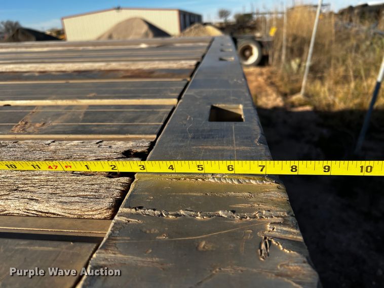 image for item DO8915 2005 Great Dane GPLWSAR 248  flatbed trailer