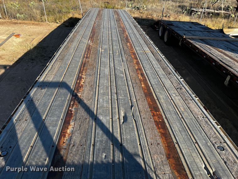 image for item DO8915 2005 Great Dane GPLWSAR 248  flatbed trailer