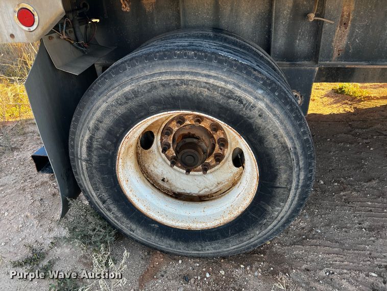 image for item DO8915 2005 Great Dane GPLWSAR 248  flatbed trailer