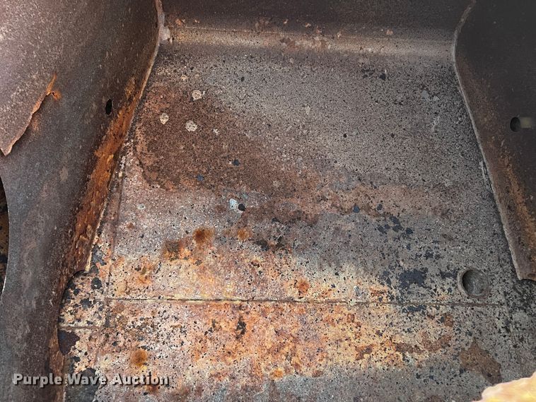 image for item DO8917 2007 Freightliner Columbia  water truck