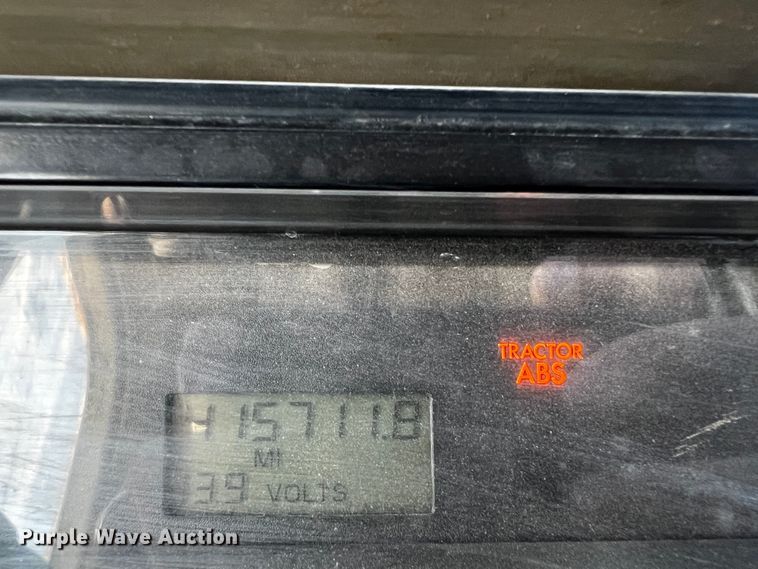 image for item DO8917 2007 Freightliner Columbia  water truck