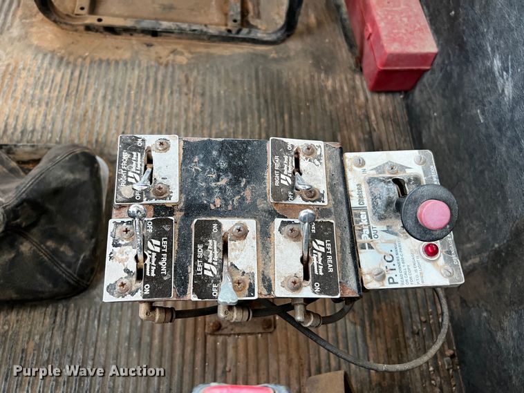 image for item DO8917 2007 Freightliner Columbia  water truck