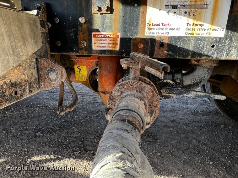 image for item DO8918 2007 Freightliner Columbia  water truck