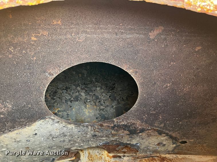 image for item DO8918 2007 Freightliner Columbia  water truck