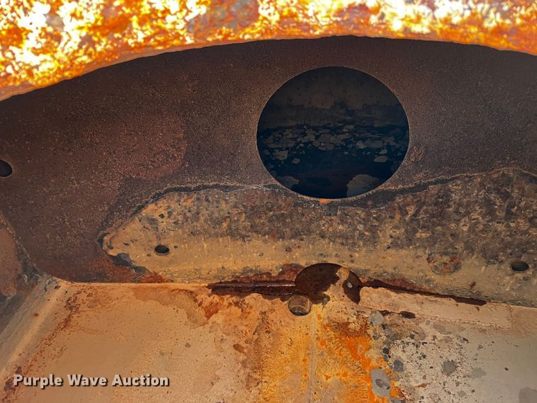 image for item DO8918 2007 Freightliner Columbia  water truck